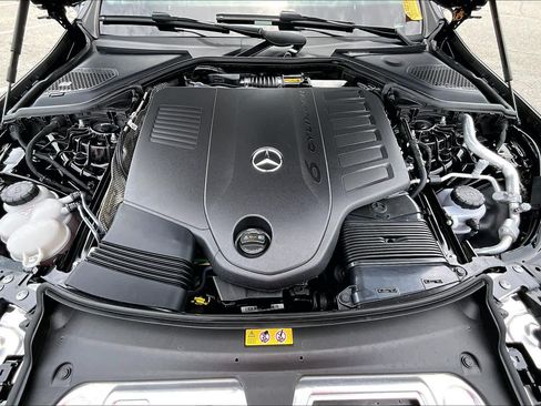 Used 2026 Mercedes-Benz E 450 4MATIC Sedan image 32