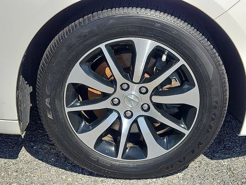 Used 2015 Acura TLX FWD image 8