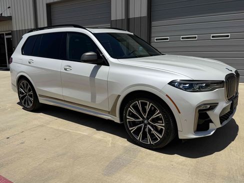 Used 2020 BMW X7 M50i w/ Executive Package AWD/4WD image 29
