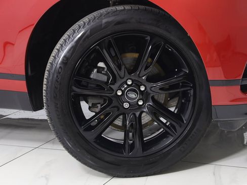 Used 2023 Land Rover Range Rover Velar R-Dynamic S image 16