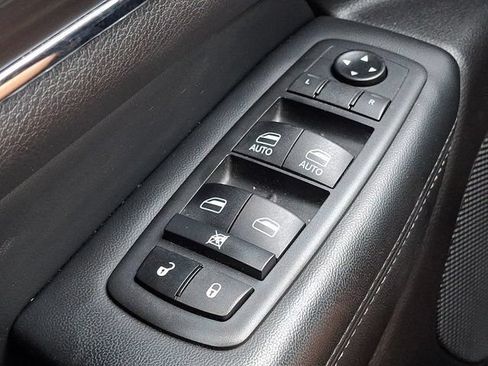 Certified 2021 Jeep Grand Cherokee Limited AWD/4WD image 32