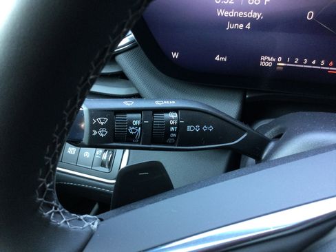 New 2025 Buick Enclave Sport Touring w/ Power Package image 13