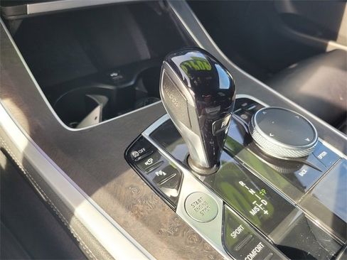 Used 2022 BMW X5 xDrive40i w/ M Sport Package image 20