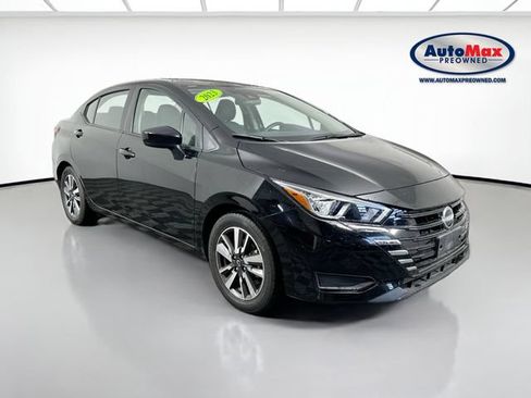Used 2023 Nissan Versa SV FWD image 1
