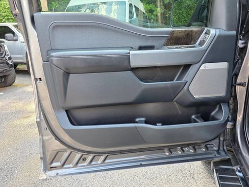 Used 2021 Ford F150 Lariat w/ Equipment Group 502A High AWD/4WD image 28