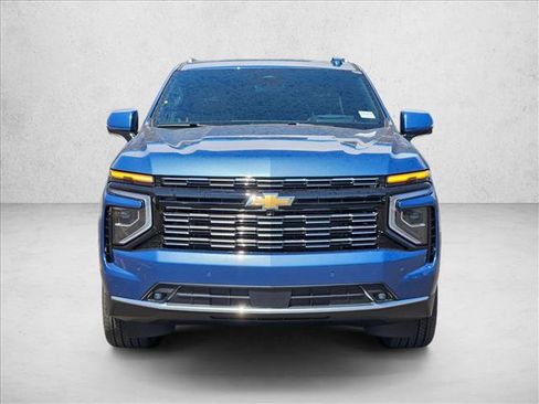 New 2026 Chevrolet Suburban High Country AWD/4WD image 6