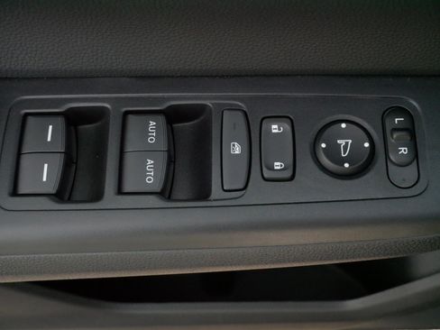 Certified 2026 Honda CR-V EX image 19