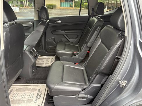 Used 2018 Volkswagen Atlas SE FWD image 11