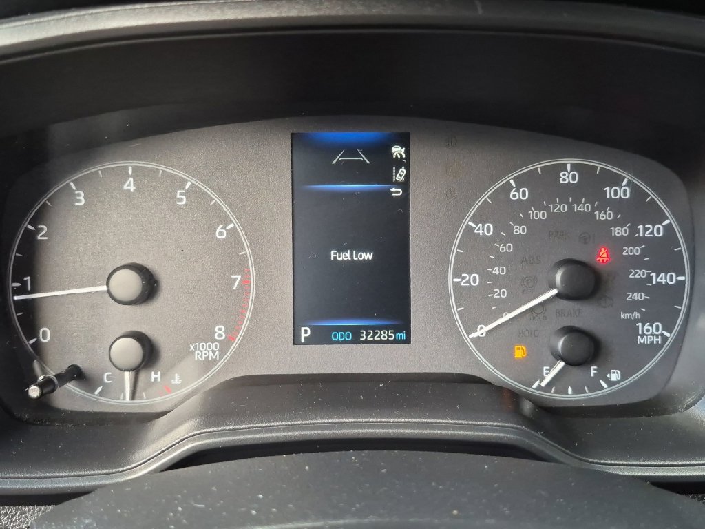 Used 2025 Toyota Corolla LE FWD image 19