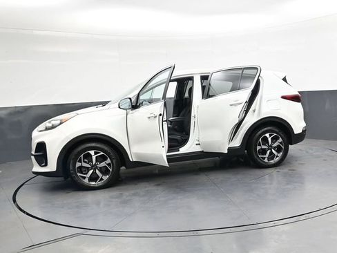 Used 2022 Kia Sportage LX FWD image 41