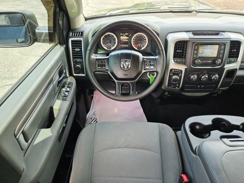 Used 2019 RAM 1500 Classic SLT AWD/4WD image 14