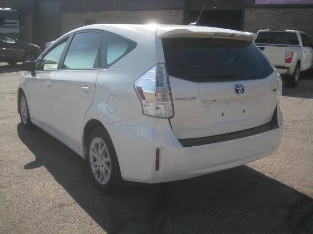 Used 2012 Toyota Prius V Three FWD image 7