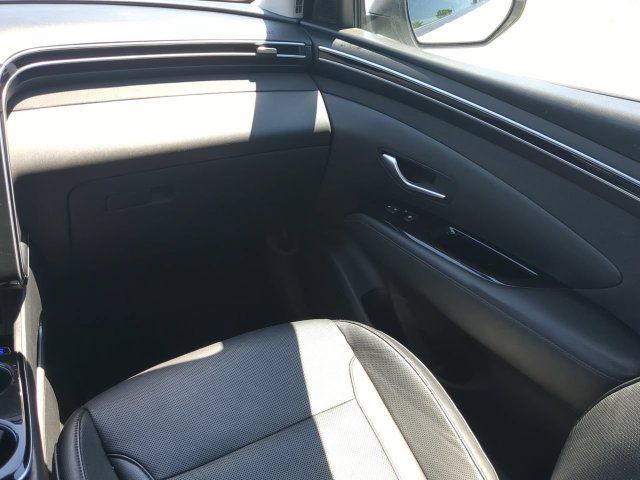 Used 2023 Hyundai Tucson Limited w/ Cargo Package AWD/4WD image 16