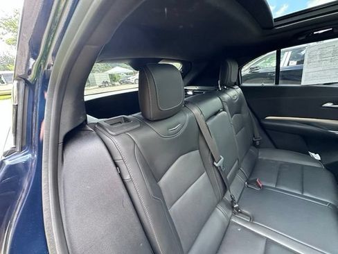 Used 2020 Cadillac XT4 Premium Luxury AWD/4WD image 9