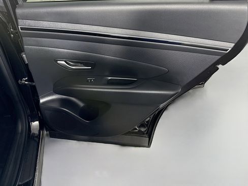 Used 2023 Hyundai Tucson Blue AWD/4WD image 28