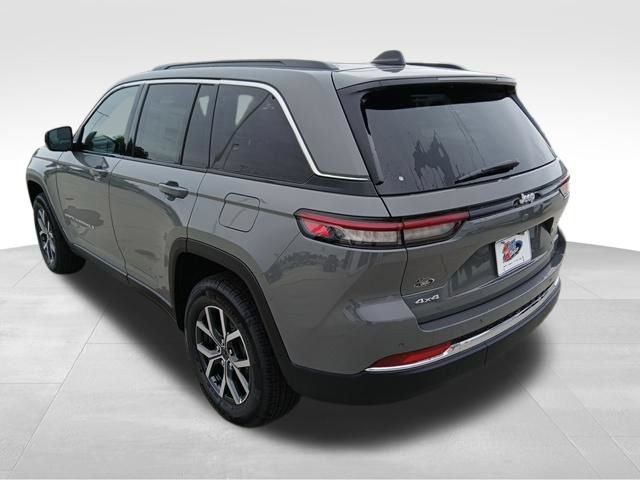 New 2027 Jeep Grand Cherokee Laredo X AWD/4WD image 3