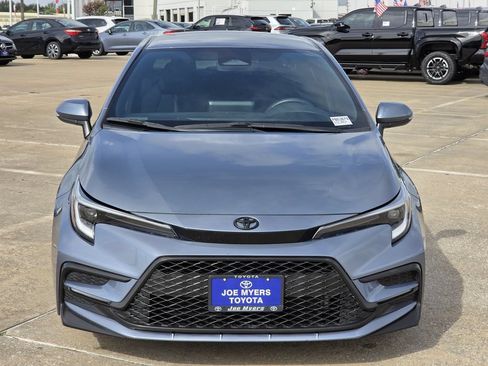 Used 2023 Toyota Corolla SE FWD image 3