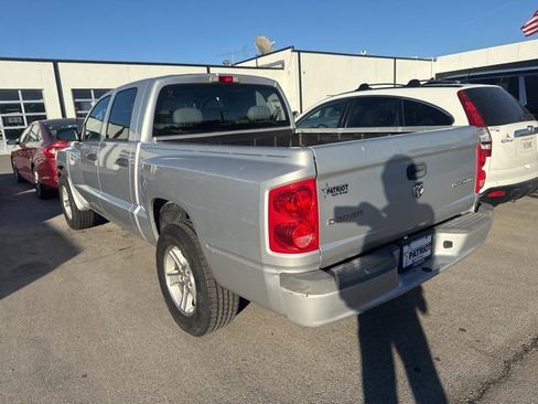 Used 2010 Dodge Dakota Big Horn image 4