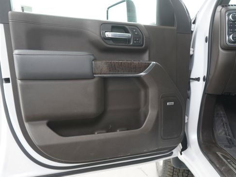 Used 2021 GMC Sierra 2500 Denali w/ Denali Ultimate Package image 19