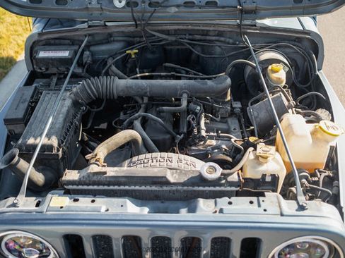 Used 1997 Jeep Wrangler Sport image 15