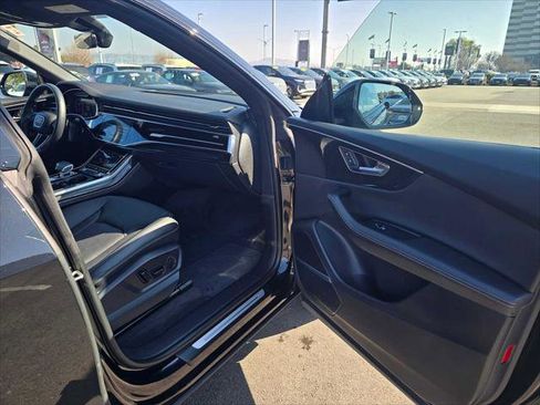 Used 2024 Audi Q8 Premium Plus w/ Premium Plus Package image 12