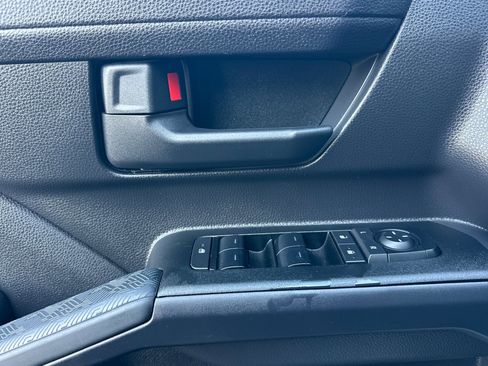 Used 2025 Toyota 4Runner SR5 image 11