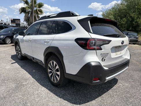 Certified 2025 Subaru Outback Touring AWD/4WD image 5