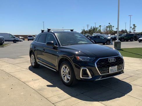 Used 2024 Audi Q5 2.0T Premium w/ Convenience Package image 6