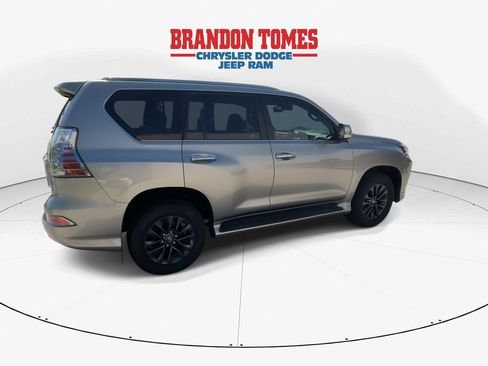 Used 2023 Lexus GX 460 Premium w/ Premium Package AWD/4WD image 9
