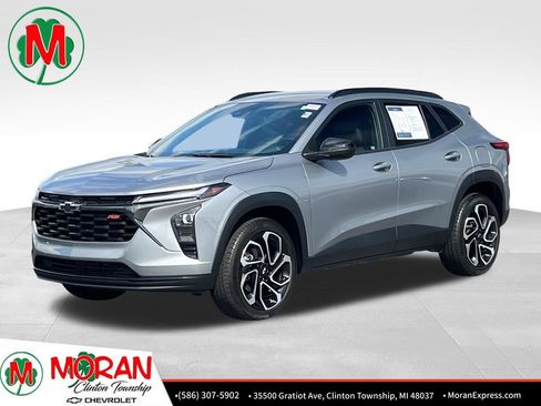 Certified 2024 Chevrolet Trax RS w/ Driver Confidence Package FWD image 1