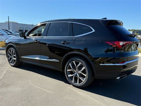 Used 2023 Acura MDX SH-AWD w/ Technology Package image 4