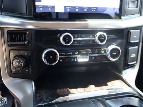 Used 2023 Ford F150 Lariat w/ FX4 Off-Road Package AWD/4WD image 21