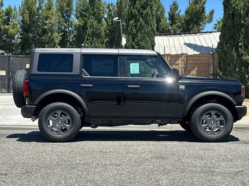 New 2026 Ford Bronco Big Bend AWD/4WD image 3