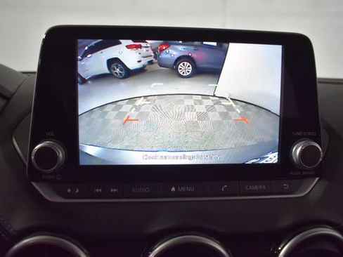 Used 2025 Nissan Sentra SV FWD image 25
