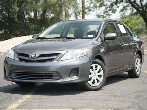 Used 2011 Toyota Corolla LE FWD image 1
