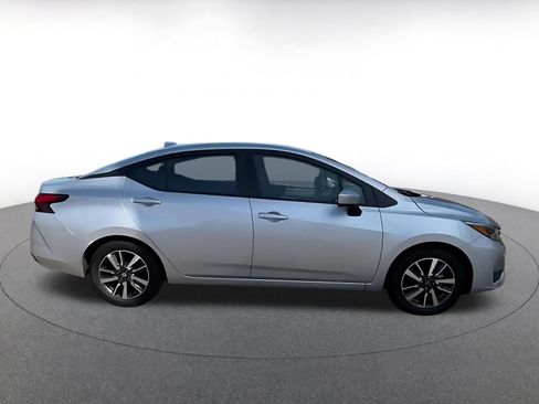 Used 2025 Nissan Versa SV FWD image 16