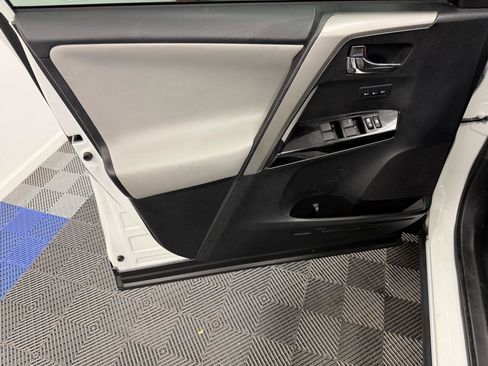 Used 2017 Toyota RAV4 Limited w/ Advanced Technology Package FWD image 5