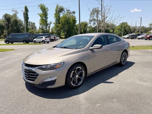 Used 2023 Chevrolet Malibu LT FWD image 9