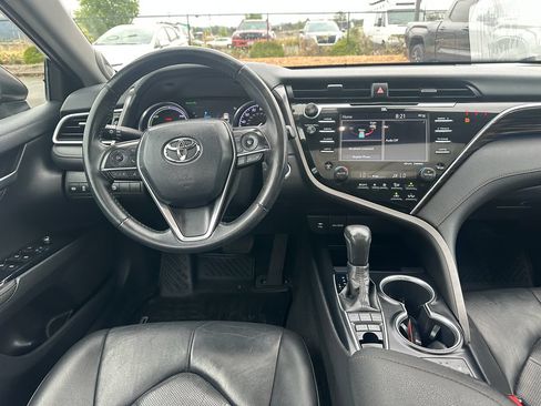 Used 2018 Toyota Camry XLE w/ Audio Package FWD image 14