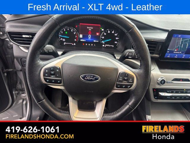 Used 2022 Ford Explorer XLT w/ Equipment Group 202A AWD/4WD image 19