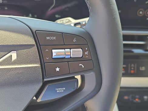 New 2026 Kia Sportage SX AWD/4WD image 32