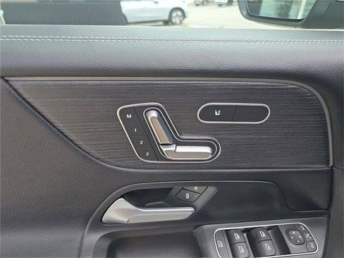 Certified 2026 Mercedes-Benz GLB 250 4MATIC image 22