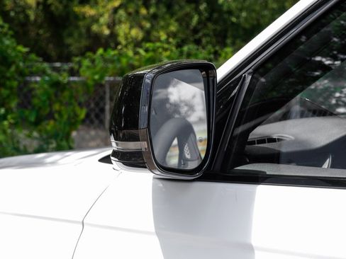 Used 2023 Jeep Grand Cherokee Altitude image 52