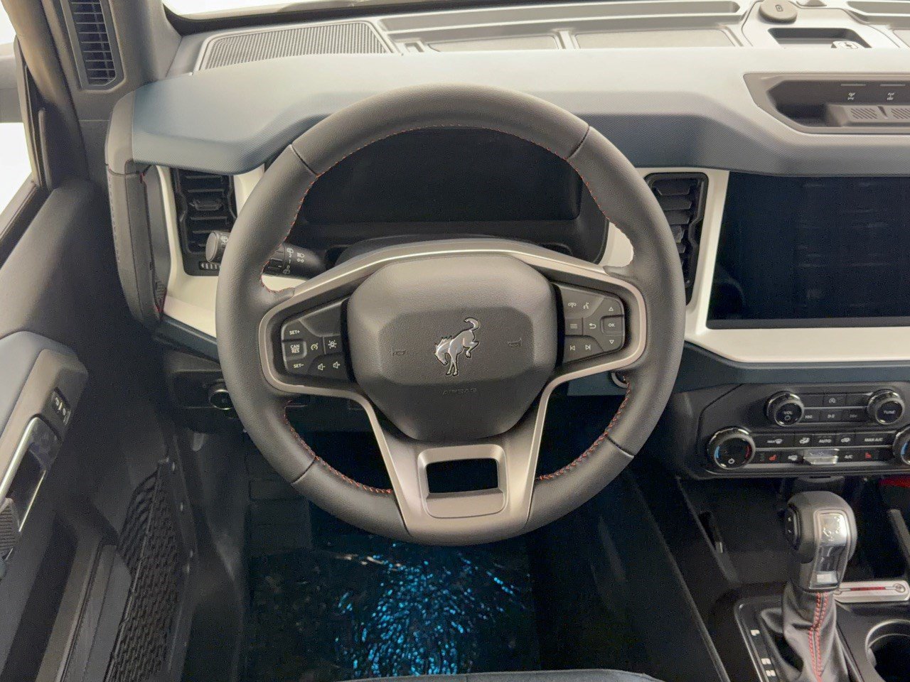 New 2026 Ford Bronco Heritage Edition AWD/4WD image 10