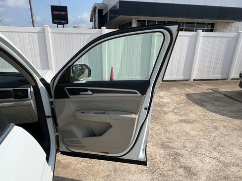 Used 2022 Volkswagen Atlas SE FWD image 10