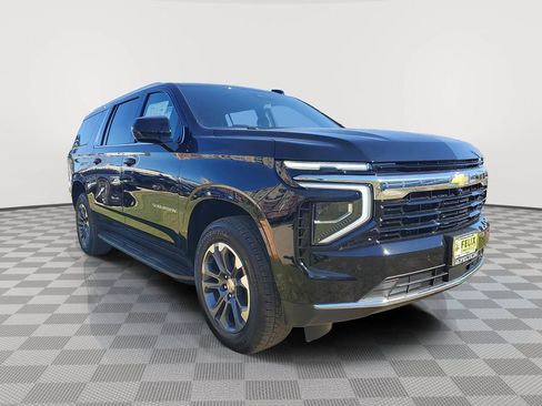 New 2026 Chevrolet Suburban LS image 2