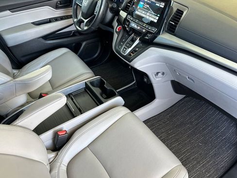Used 2022 Honda Odyssey EX-L image 17