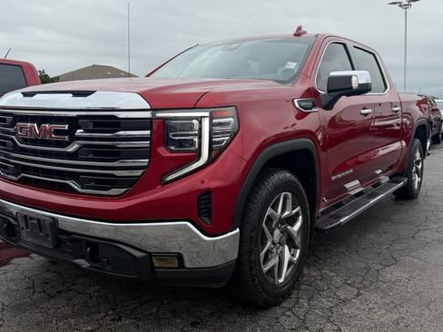 Used 2023 GMC Sierra 1500 SLT AWD/4WD image 9