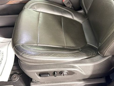 Used 2020 GMC Sierra 1500 SLT w/ SLT Convenience Package image 21