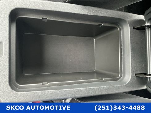 Used 2025 Nissan Altima 2.5 SV FWD image 25
